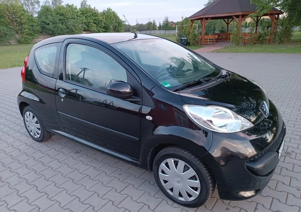 Peugeot 107 cena 9900 przebieg: 165000, rok produkcji 2007 z Kazimierza Wielka małe 232